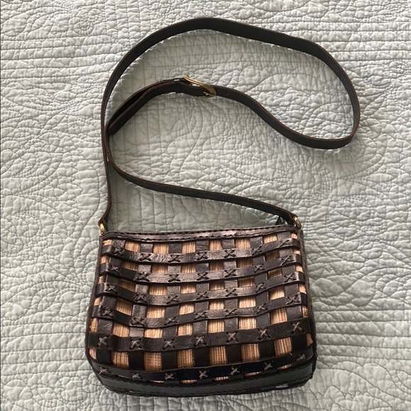 Vintage Black and Tan Leather Crossbody Bag with Woven Design - Picture 1 of 8